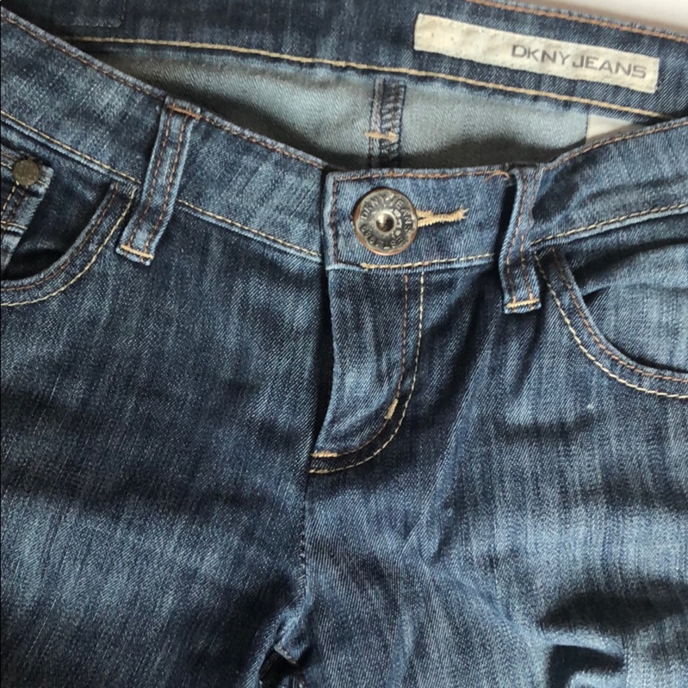 DKNY skinny Capris